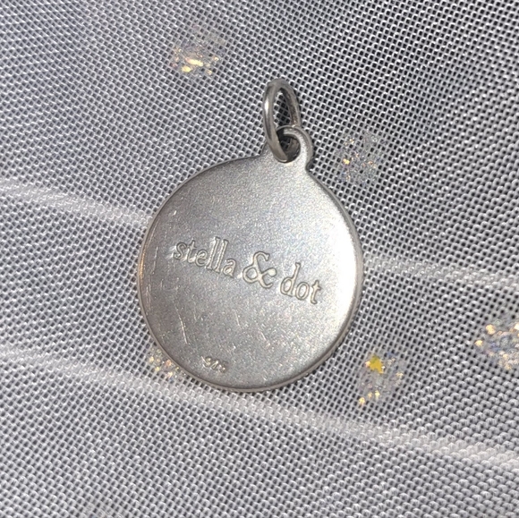 Stella & Dot "L" Initial Charm - Picture 3 of 3